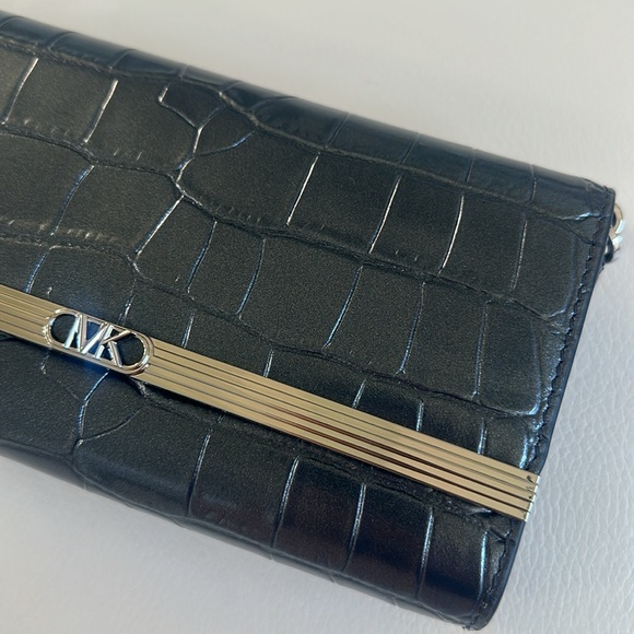 NWT Michael Michael Kors Croco Embossed Silver Hardware Mona Large E/W Clutch - Picture 15 of 16